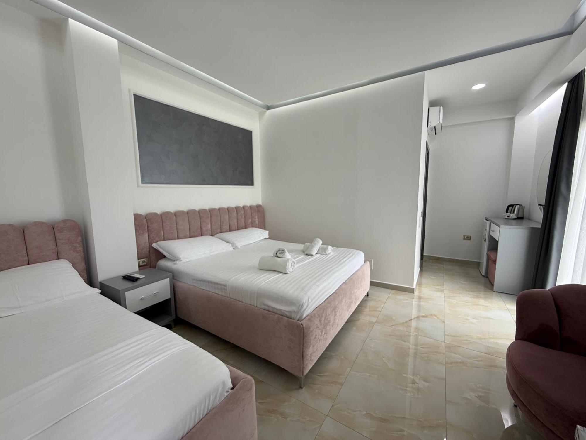 Hotel Leodori 1 Shëngjin Eksteriør bilde